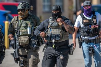 „Staneme se gestapem?“ Jak se Američané otočili proti Trumpovým deportacím - Seznam Zprávy